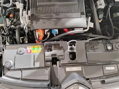 Photo 6 Citroën C4 e- 136 ch autonomie standard  Automatique Plus