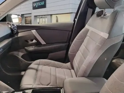 Photo 8 Citroën C4 e- 136 ch autonomie standard  Automatique Plus