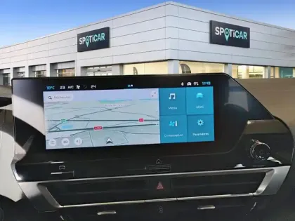 Photo 10 Citroën C4 e- 136 ch autonomie standard  Automatique Plus