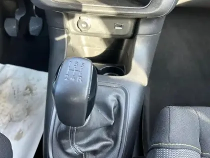 Photo 23 Citroën C3  PureTech 83 S&S BVM5 Feel