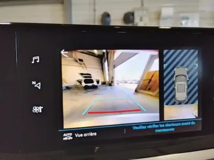 Photo 25 Peugeot 2008  PureTech 100 S&S BVM6 Allure