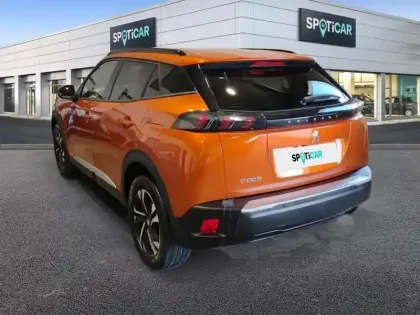 Photo 29 Peugeot 2008  PureTech 100 S&S BVM6 Allure