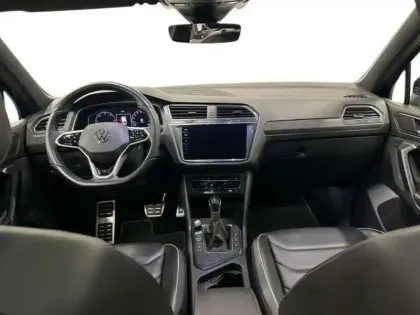 Photo 8 Volkswagen Tiguan 2.0 TDI 150ch DSG7 R-Line Exclusive