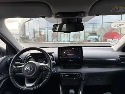 Photo 10 Toyota Yaris Hybride 116h Design