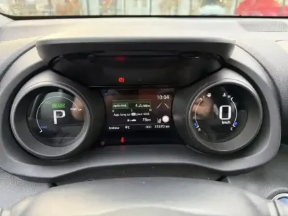 Photo 14 Toyota Yaris Hybride 116h Design