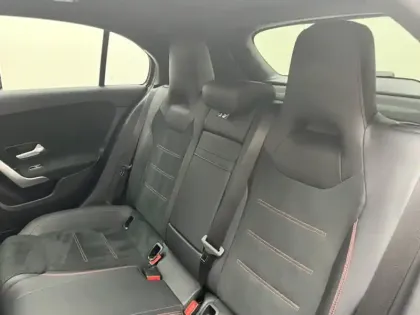 Photo 13 Mercedes Classe A 180 AMG Line