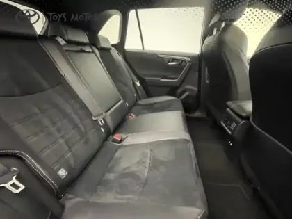 Photo 17 Toyota Rav4 Hybride AWD 222ch GR Sport