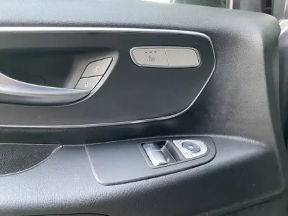 Photo 23 Mercedes Vito 119 CDI 4x4 Mixto Compact fg