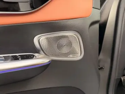 Photo 16 Mercedes Classe GLC 300 e Hybrid EQ 4MATIC AMG Line + 3