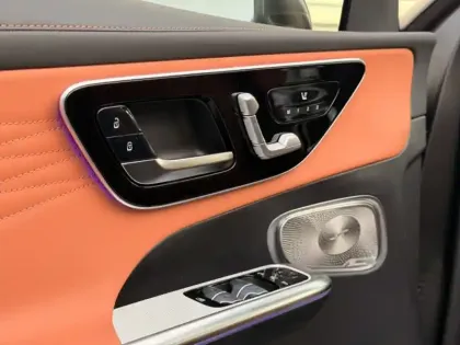 Photo 14 Mercedes Classe GLC 300 e Hybrid EQ 4MATIC AMG Line + 3