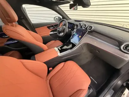 Photo 12 Mercedes Classe GLC 300 e Hybrid EQ 4MATIC AMG Line + 3