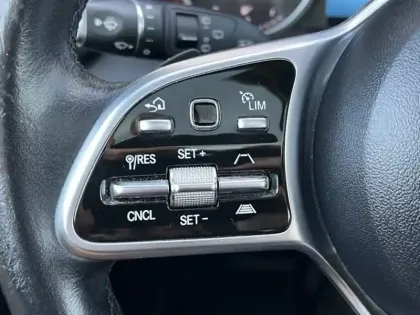 Photo 14 Mercedes Classe GLC 200 d SUV Business Line