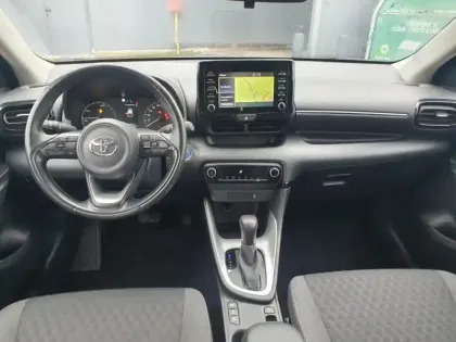 Photo 10 Toyota Yaris Hybride 116h Dynamic business