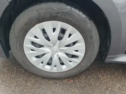 Photo 8 Toyota Yaris Hybride 116h Dynamic business