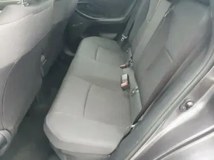 Photo 11 Toyota Yaris Hybride 116h Dynamic business