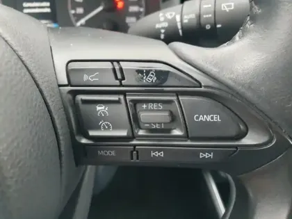 Photo 26 Toyota Yaris Hybride 116h Dynamic business