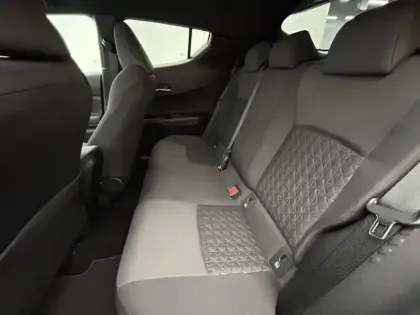 Photo 19 Toyota C-HR 2.0 Hybride 184 Edition