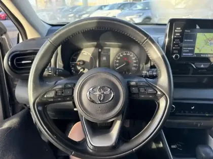 Photo 13 Toyota Yaris Hybride 116h Dynamic business