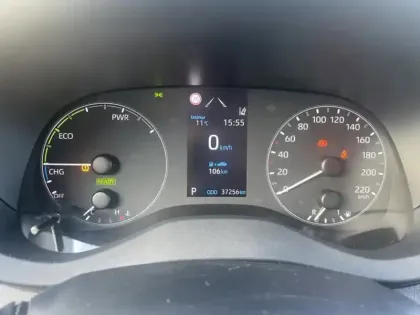 Photo 17 Toyota Yaris Hybride 116h Dynamic business