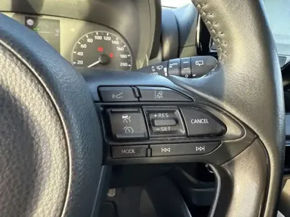 Photo 12 Toyota Yaris Hybride 116h Dynamic business