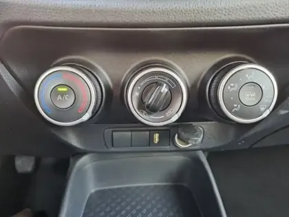 Photo 13 Toyota Aygo 1.0 VVT-i 72 Dynamic