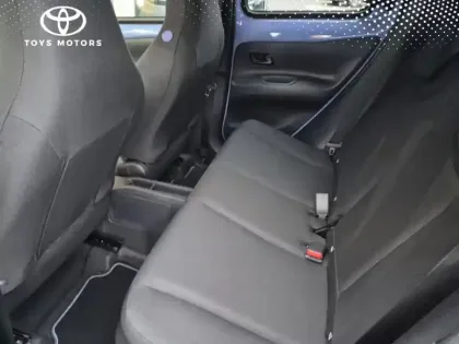 Photo 12 Toyota Aygo Hybride 116h Graphic ZEN