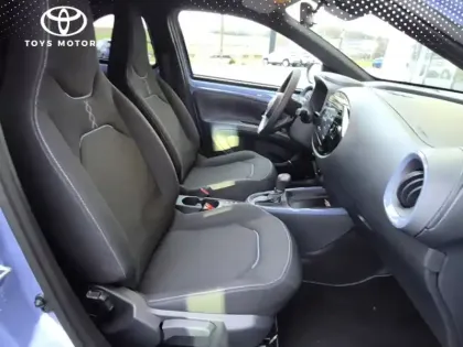 Photo 22 Toyota Aygo Hybride 116h Graphic ZEN