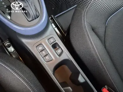 Photo 19 Toyota Aygo Hybride 116h Graphic ZEN