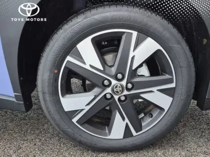 Photo 5 Toyota Aygo Hybride 116h Graphic ZEN