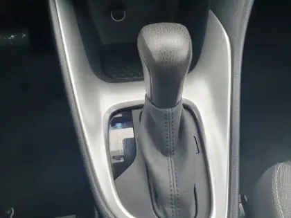 Photo 19 Toyota Yaris Hybride 116H Dynamic business