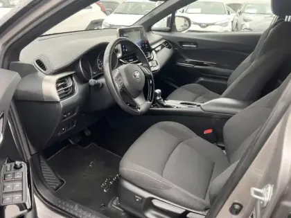 Photo 10 Toyota C-HR 1.8 HYBRIDE 122 DESIGN