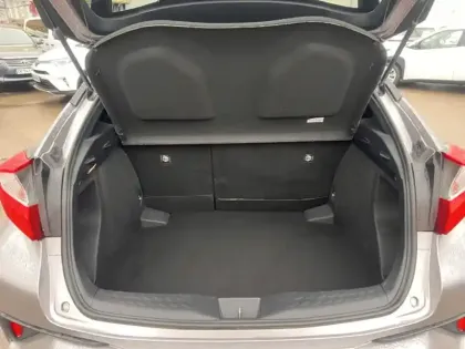 Photo 9 Toyota C-HR 1.8 HYBRIDE 122 DESIGN