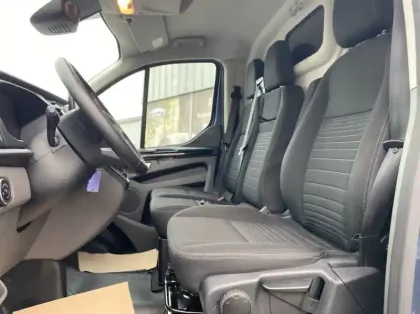 Photo 9 Ford Transit Custom Fg 300 L1H1 2.0 EcoBlue 130 S&S Limited BVA6 7cv