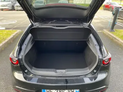 Photo 10 Mazda 3 2.5 e-SKYACTIV-G M-Hybrid 140ch Exclusive Line 2025 Euro6e