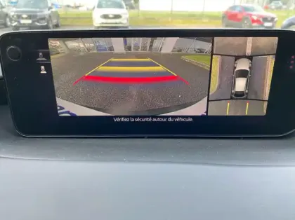 Photo 14 Mazda 3 2.5 e-SKYACTIV-G M-Hybrid 140ch Exclusive Line 2025 Euro6e