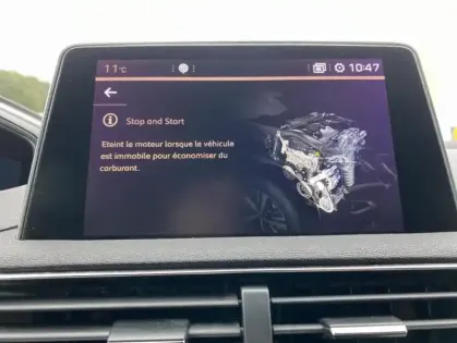 Photo 27 Peugeot 3008 II Puretech 130 S&S GT LINE