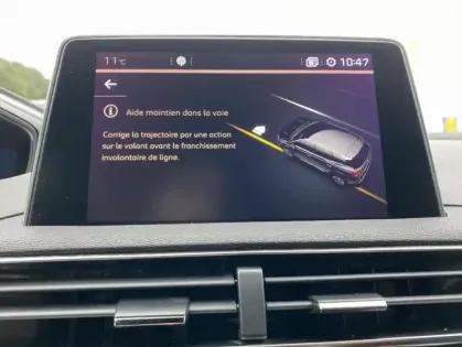 Photo 28 Peugeot 3008 II Puretech 130 S&S GT LINE