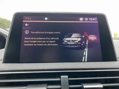 Photo 14 Peugeot 3008 II Puretech 130 S&S GT LINE