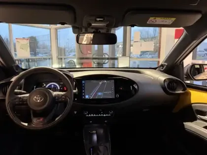 Photo 10 Toyota Aygo Hybride 116h GR Sport CROSSOVER SP