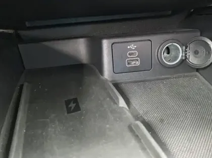 Photo 36 Ford Focus Gén. IV Ph2 Titanium X Business 5