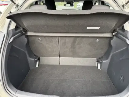 Photo 5 Toyota Yaris Hybride 116h Design