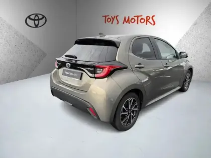 Photo 11 Toyota Yaris Hybride 116h Design