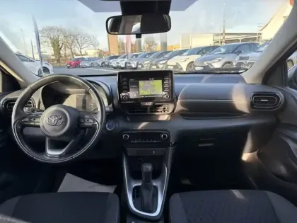 Photo 10 Toyota Yaris Hybride 116h Dynamic business