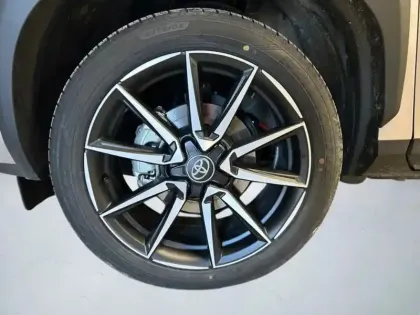 Photo 19 Toyota Yaris Hybride 1.5 HYBRID 130H GR SPORT AUTO