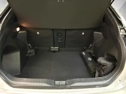 Photo 12 Toyota Yaris Hybride 1.5 HYBRID 130H GR SPORT AUTO