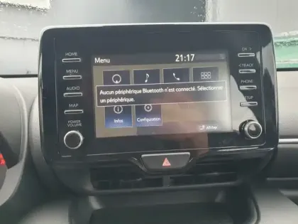 Photo 21 Toyota Yaris Hybride 116h Dynamic business