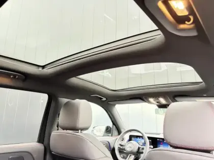 Photo 14 Mercedes GLB 200 d AMG Line