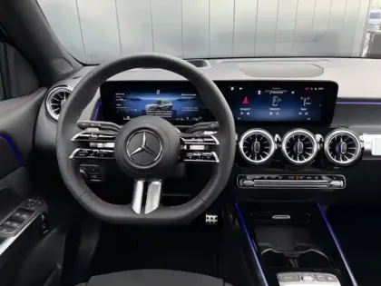 Photo 8 Mercedes GLB 200 d AMG Line