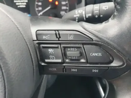 Photo 21 Toyota Yaris Hybride 116h Dynamic business