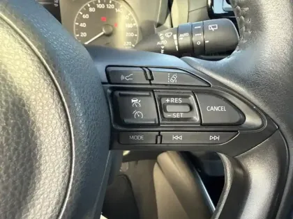 Photo 12 Toyota Yaris Hybride 116h Dynamic business